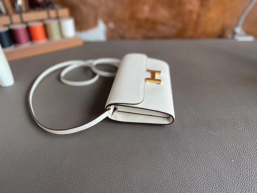 Hermès（爱马仕）constance to go i2 奶油白 Epsom 金扣 20cm
