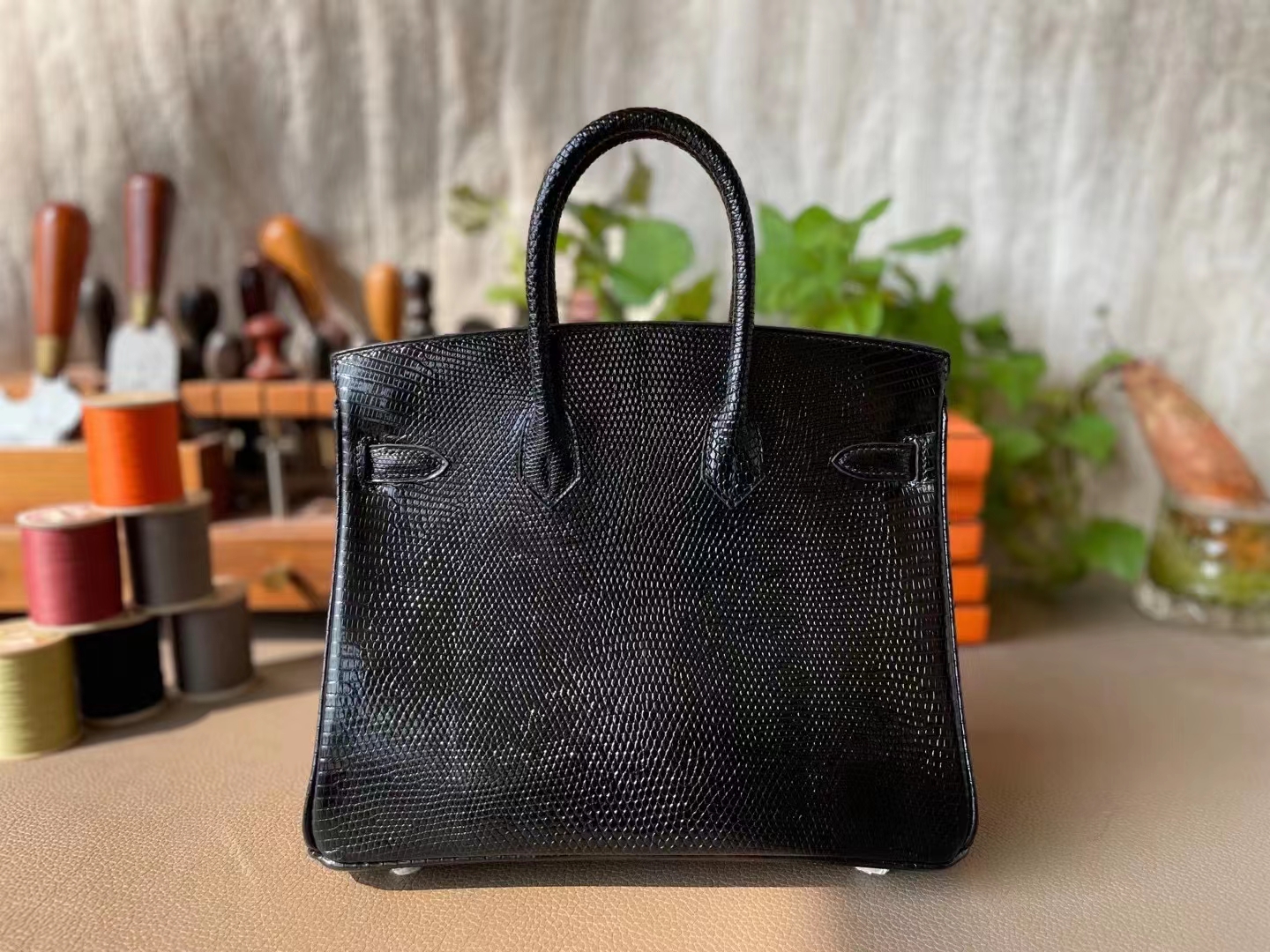 Hermès（爱马仕）Birkin 铂金包 黑色 蜥蜴皮 金扣 25cm
