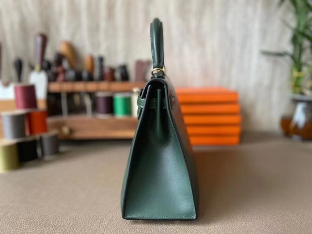 Hermès（爱马仕）kelly 凯莉包 英国绿 BOX皮 金扣 25cm