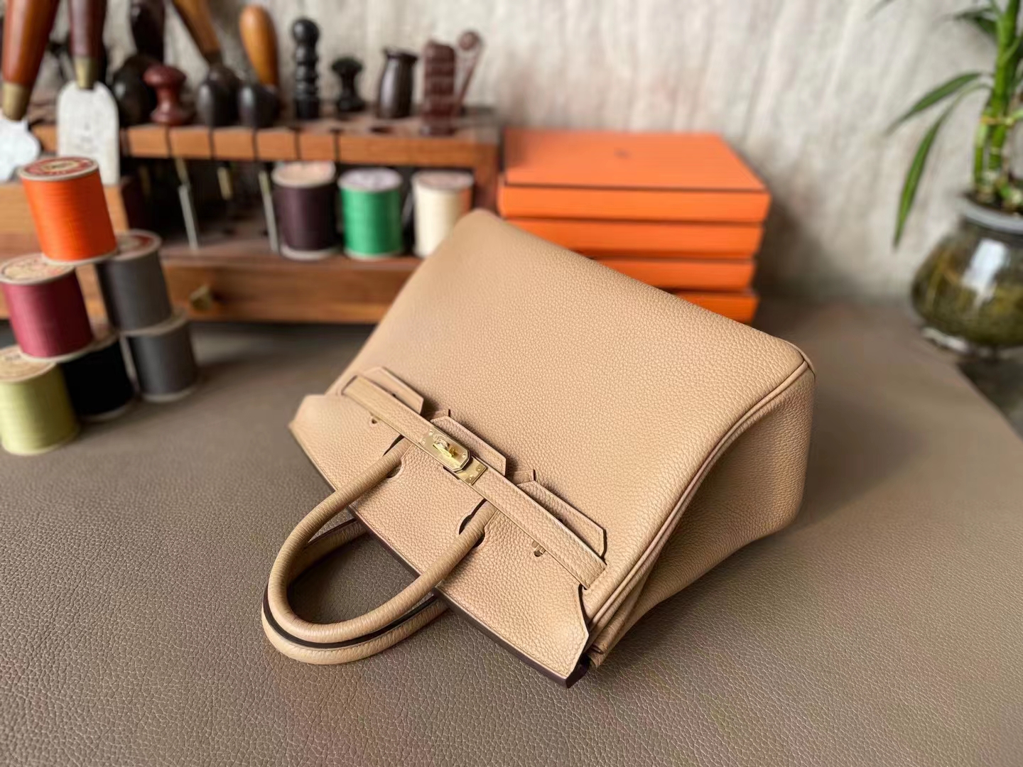 Hermès（爱马仕）Birkin 铂金包 玛莎拉奶茶色 togo 顶级小牛皮 金扣 25cm