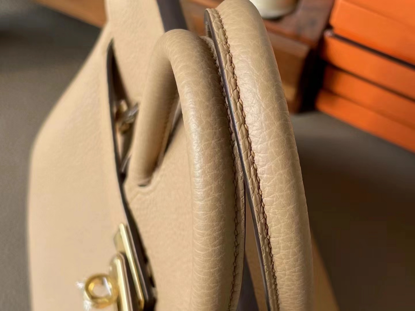 Hermès（爱马仕）kelly 凯莉包 风衣灰 evercolor皮 金扣 25cm