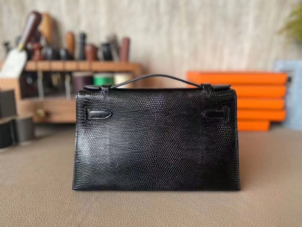 Hermès（爱马仕）mini kelly 迷你凯莉 黑色 顶级蜥蜴皮 银扣 22cm 一代