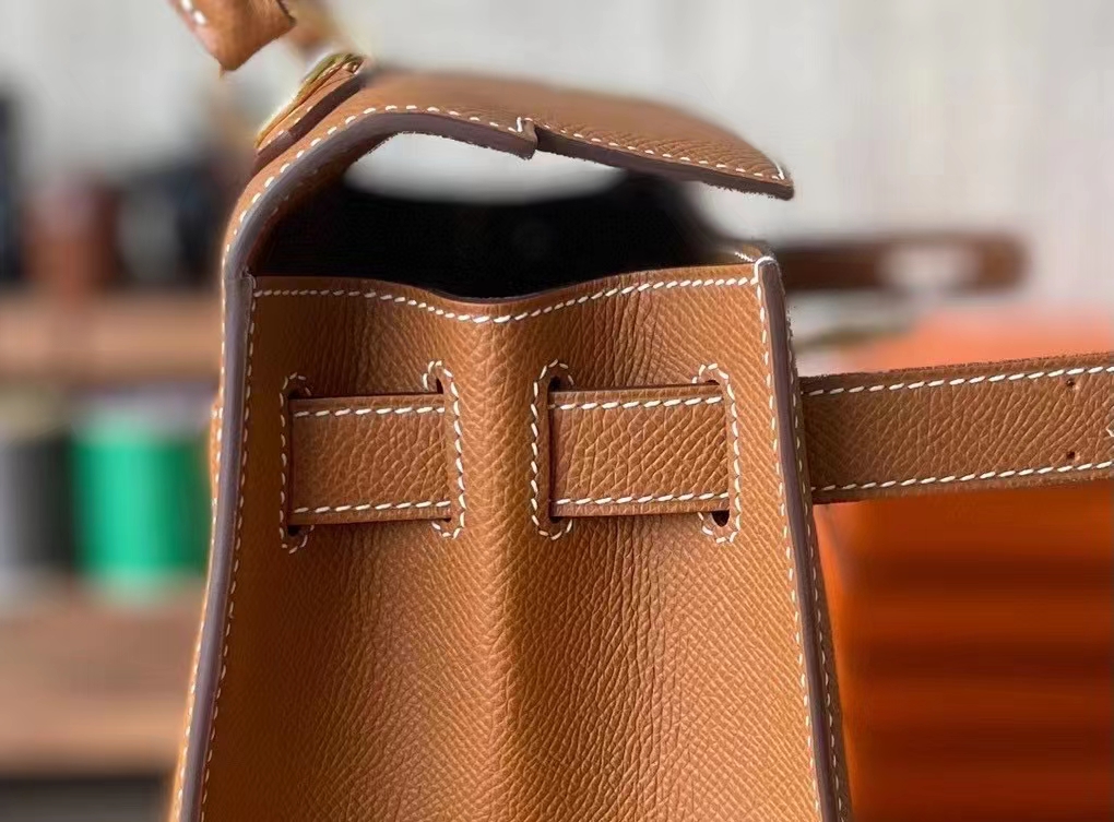 Hermès（爱马仕）Kelly 凯莉包 外缝 金棕色 Epsom 掌纹皮 金扣 28cm