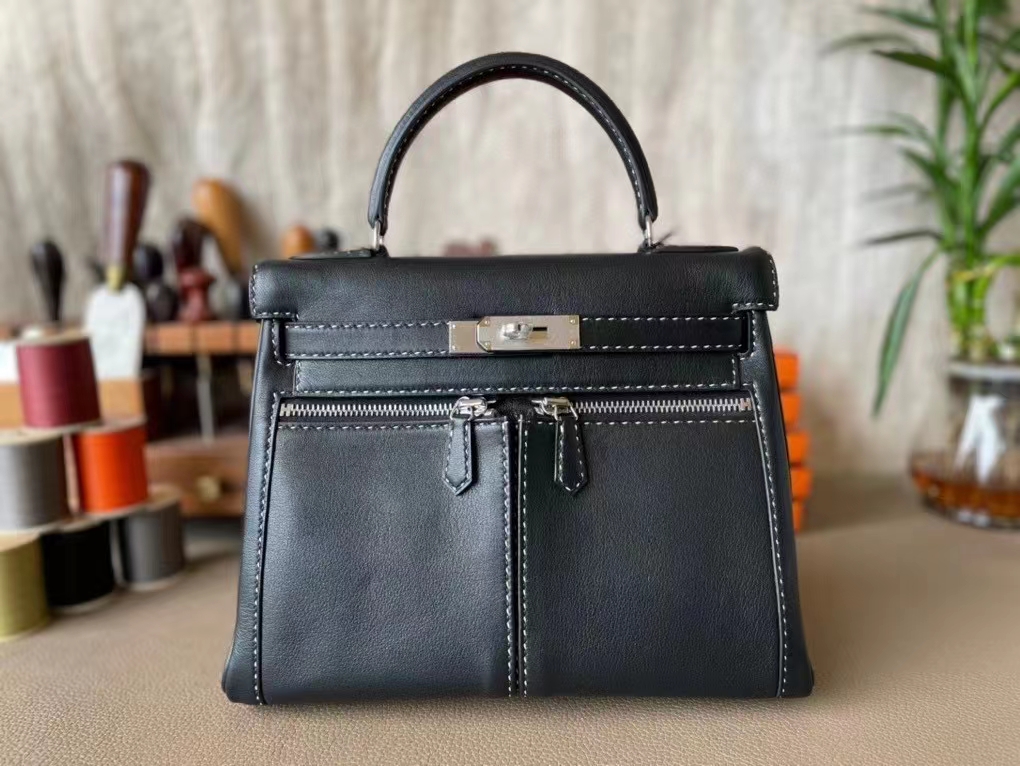 Hermès（爱马仕）kelly lakis 黑色 钢琴线 Swfit皮 银扣 28cm