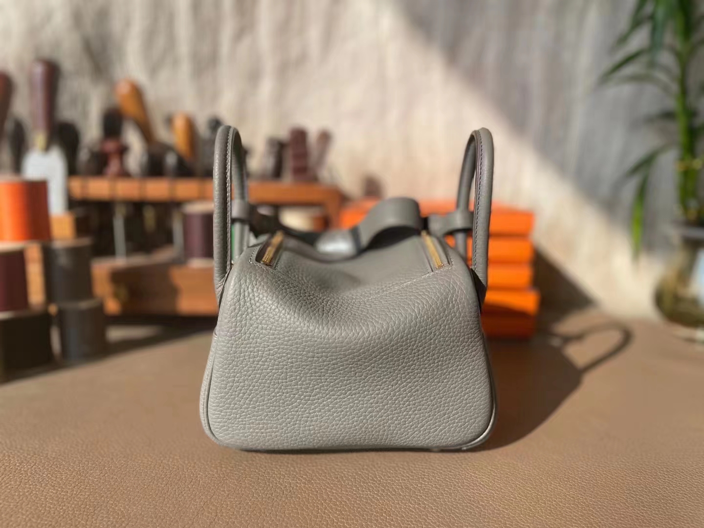 Hermès（爱马仕）MINI lindy 迷你琳迪包 积雨云灰 TC 大牛皮 银扣 20cm