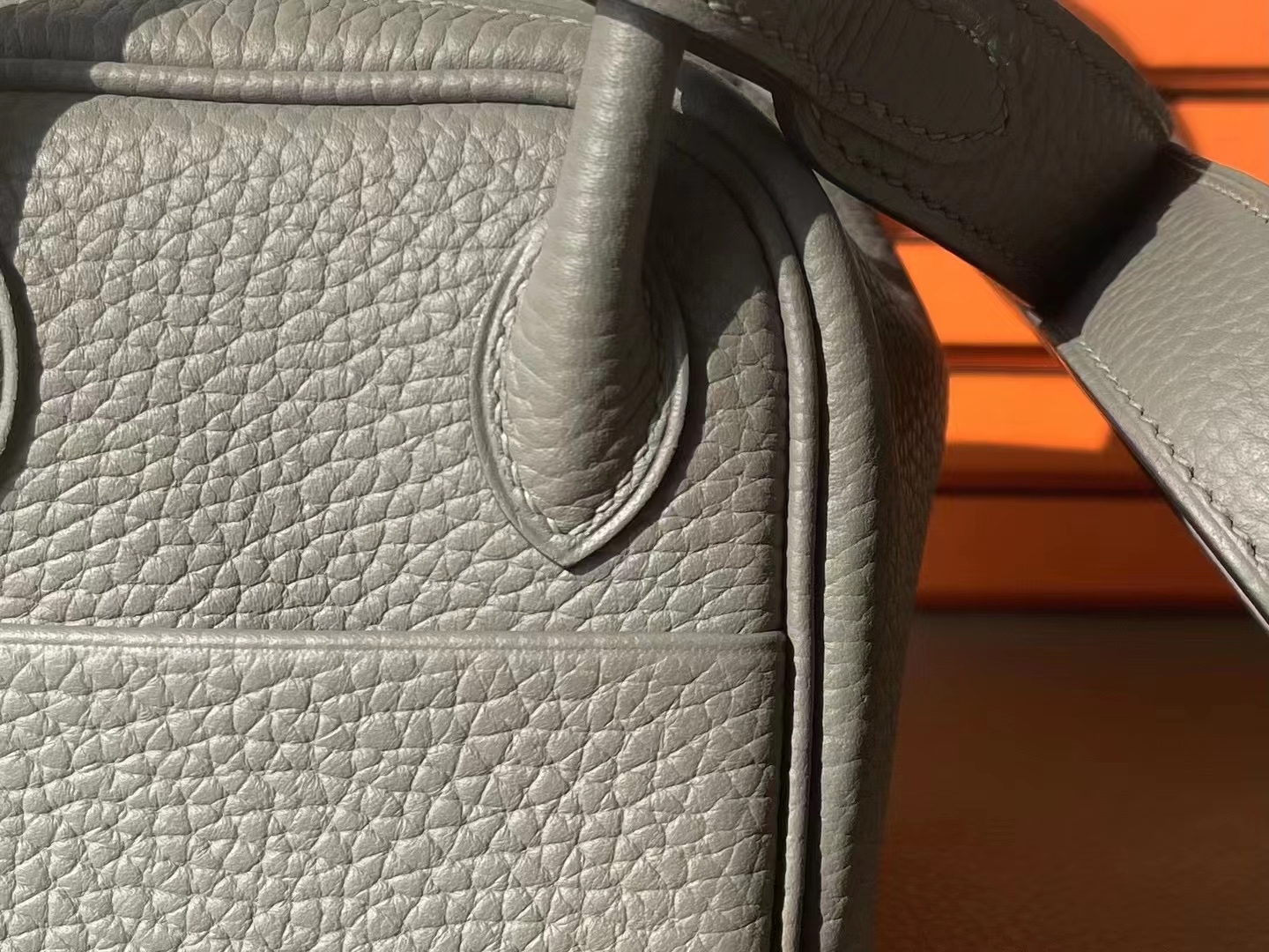 Hermès（爱马仕）MINI lindy 迷你琳迪包 积雨云灰 TC 大牛皮 银扣 20cm