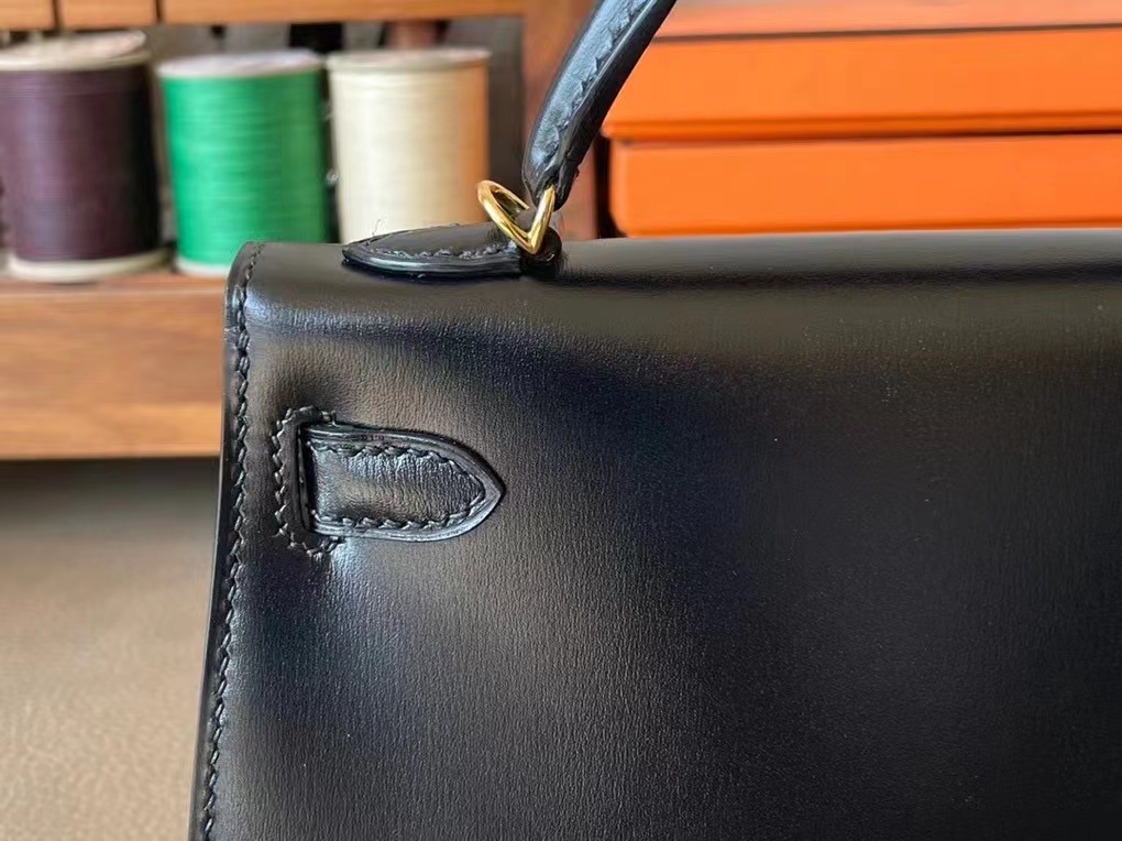 Hermès（爱马仕）MINI kelly 迷你凯莉 黑色 BOX皮 金扣 19cm 二代