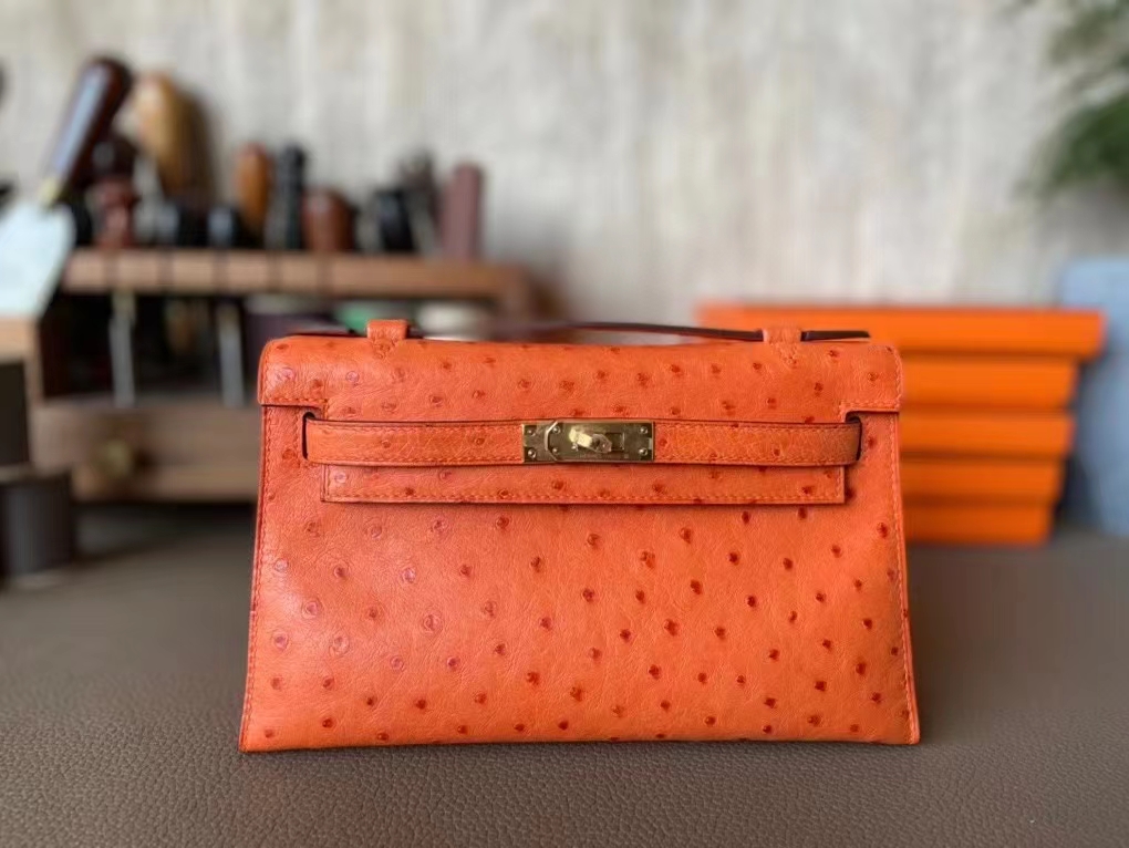 Hermès（爱马仕）mini kelly pochette 顶级鸵鸟皮 橙色 金扣 22cm 一代