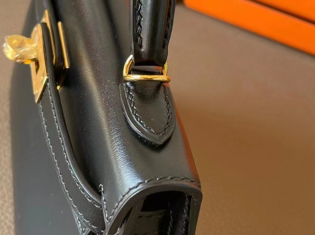 Hermès（爱马仕）MINI kelly 迷你凯莉 黑色 BOX皮 金扣 19cm 二代