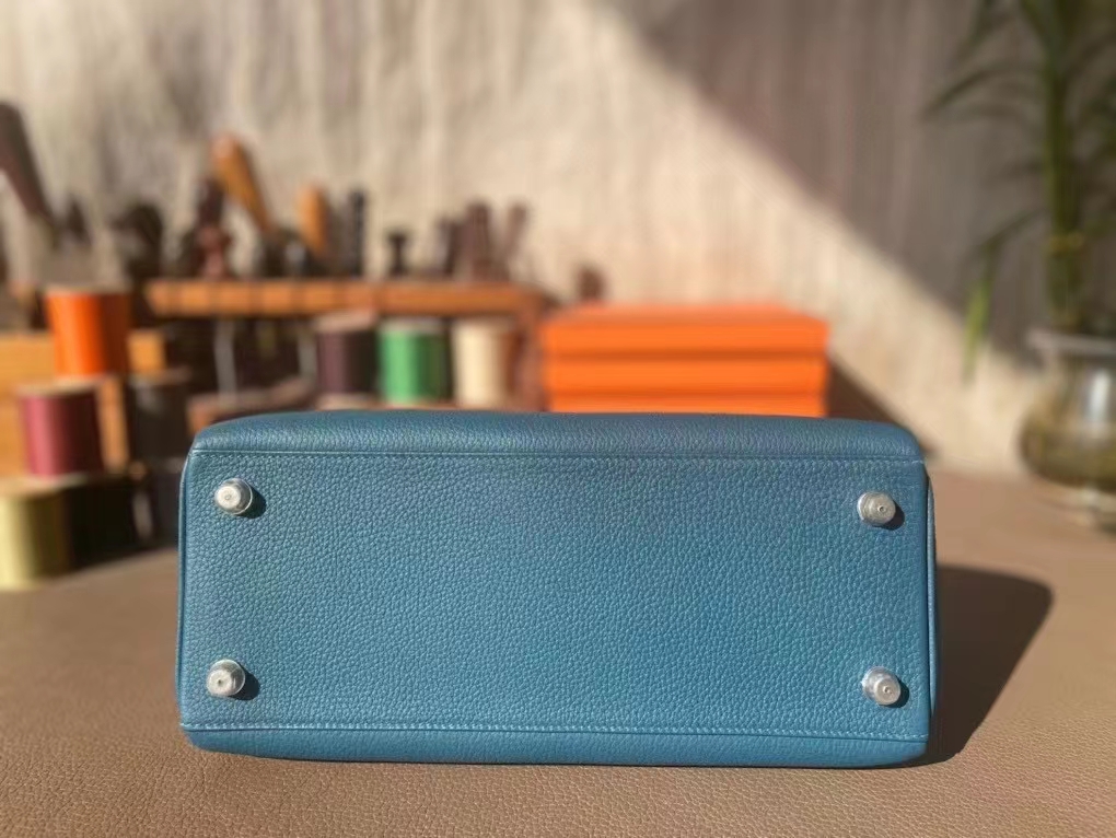 Hermès（爱马仕）Kelly 凯莉包 博斯普鲁士绿 Togo 顶级小牛皮 银扣 28cm