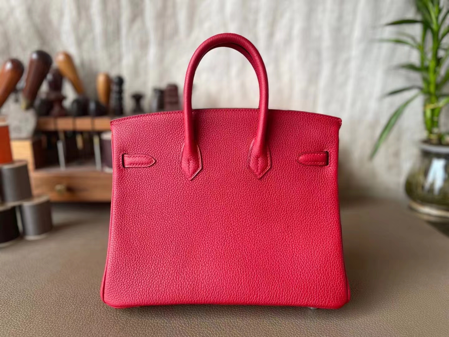Hermès（爱马仕）Birkin 铂金包 Togo 国旗红 银扣 25cm