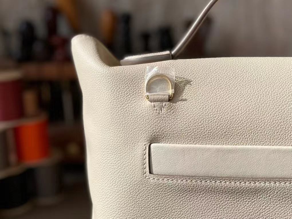 Hermès（爱马仕）Kelly 2424 evercolor 拼 Swfit 奶昔白 金扣 29cm