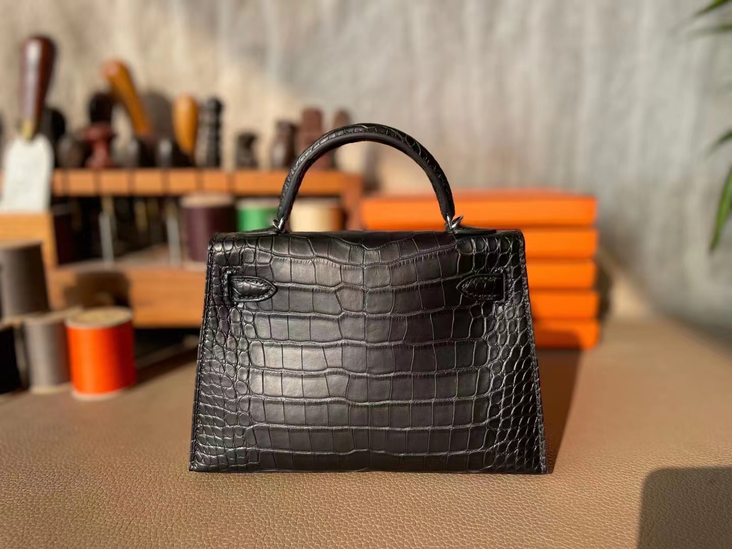Hermès（爱马仕）mini kelly 迷你凯莉 黑色 雾面美洲鳄鱼皮 银扣 19cm 二代