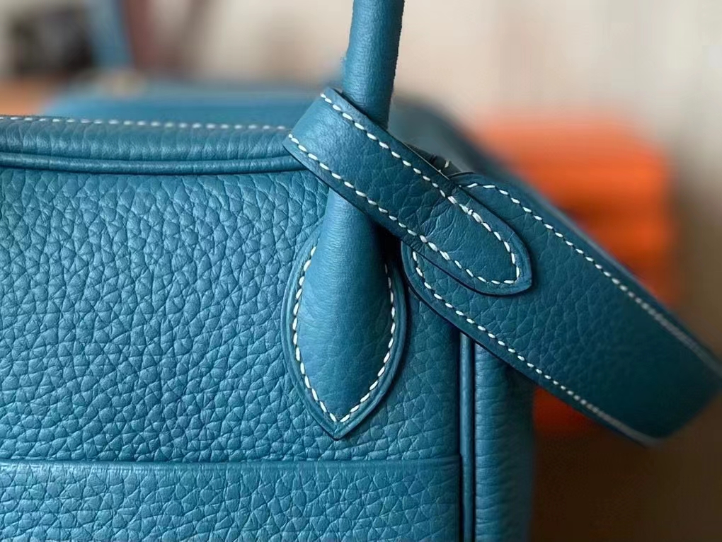 Hermès（爱马仕）Lindy 琳迪包 牛仔蓝 TC 大牛皮 金扣 26cm