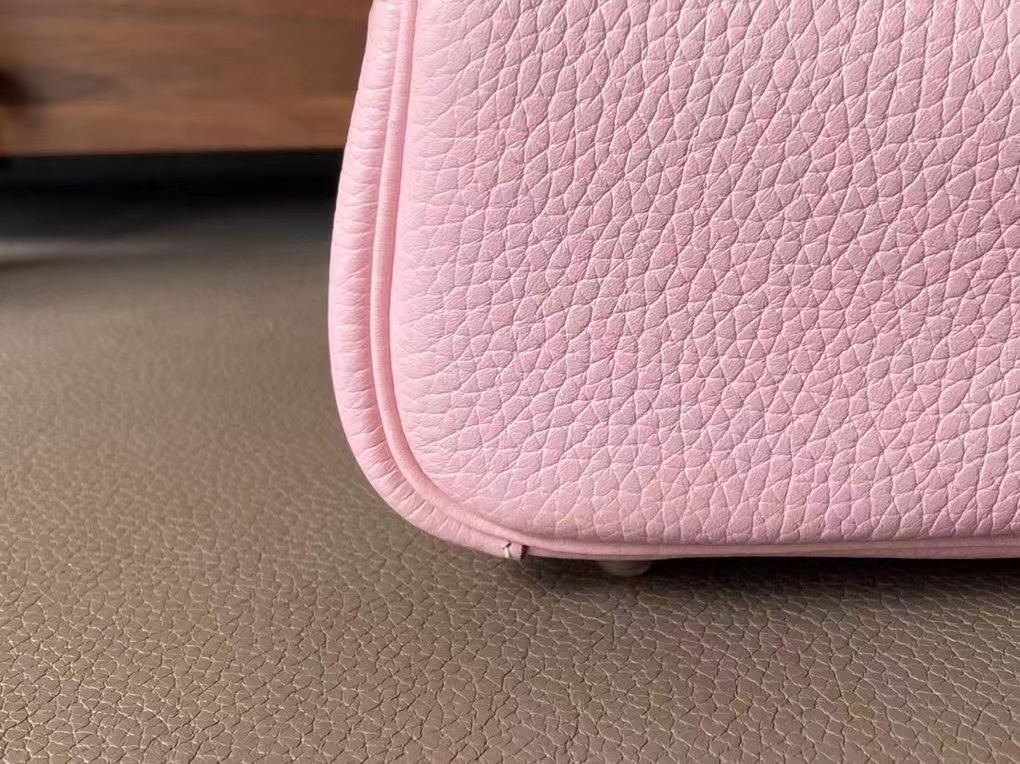 Hermès（爱马仕）Lindy 琳迪包 3Q 水粉色 TC 大牛皮 金扣 20cm