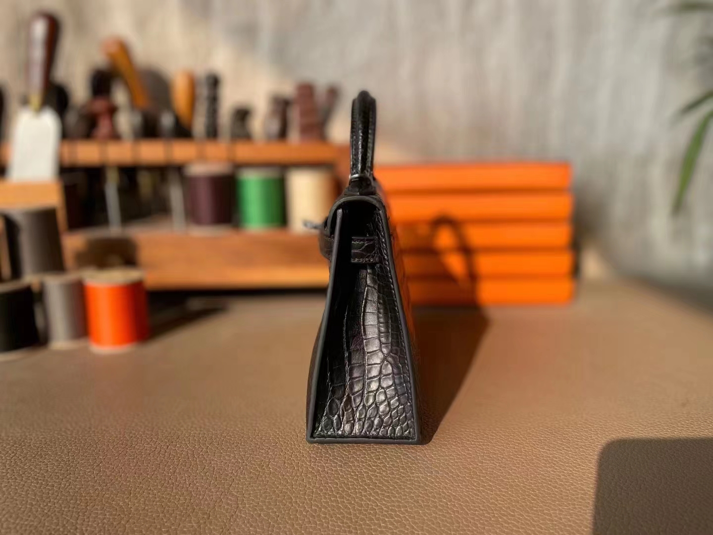 Hermès（爱马仕）mini kelly 迷你凯莉 黑色 雾面美洲鳄鱼皮 银扣 19cm 二代