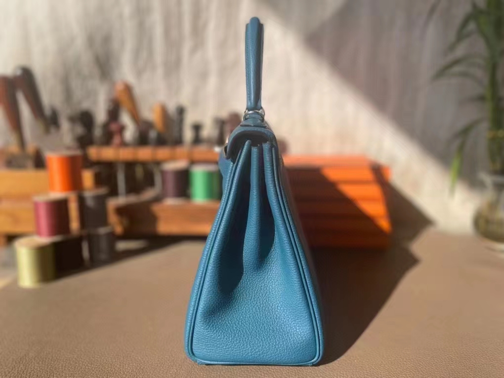 Hermès（爱马仕）Kelly 凯莉包 博斯普鲁士绿 Togo 顶级小牛皮 银扣 28cm