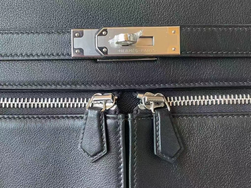 Hermès（爱马仕）Kelly lakis 黑色 swift皮 银扣 28cm