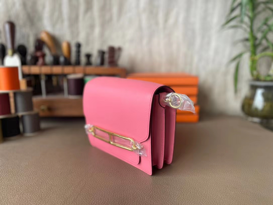 Hermès（爱马仕）Roulis 猪鼻子 新唇膏粉 evercolor皮 金扣 19cm