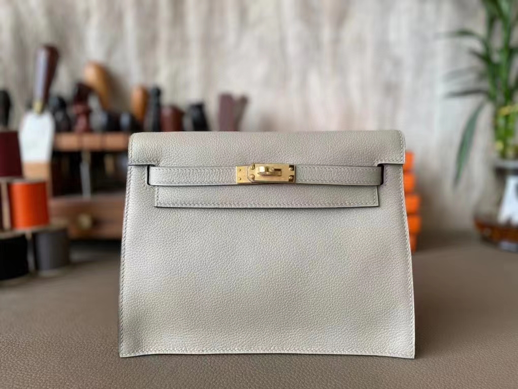 Hermès（爱马仕）Kelly dance 跳舞包 Evercolor皮 斑鸠灰 金扣 20cm