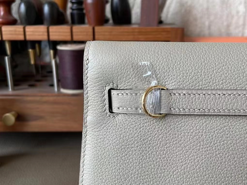 Hermès（爱马仕）Kelly dance 跳舞包 Evercolor皮 斑鸠灰 金扣 20cm