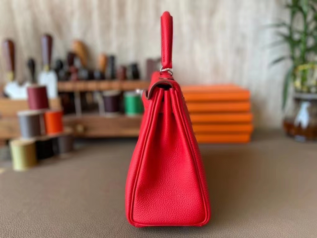 Hermès（爱马仕）Kelly 凯莉包 国旗红 Togo 顶级小牛皮 银扣 25cm