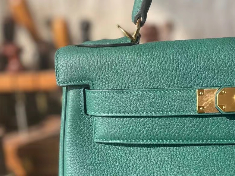 Hermès（爱马仕）Kelly 凯莉包 孔雀绿 Togo顶级小牛皮 金扣 28cm
