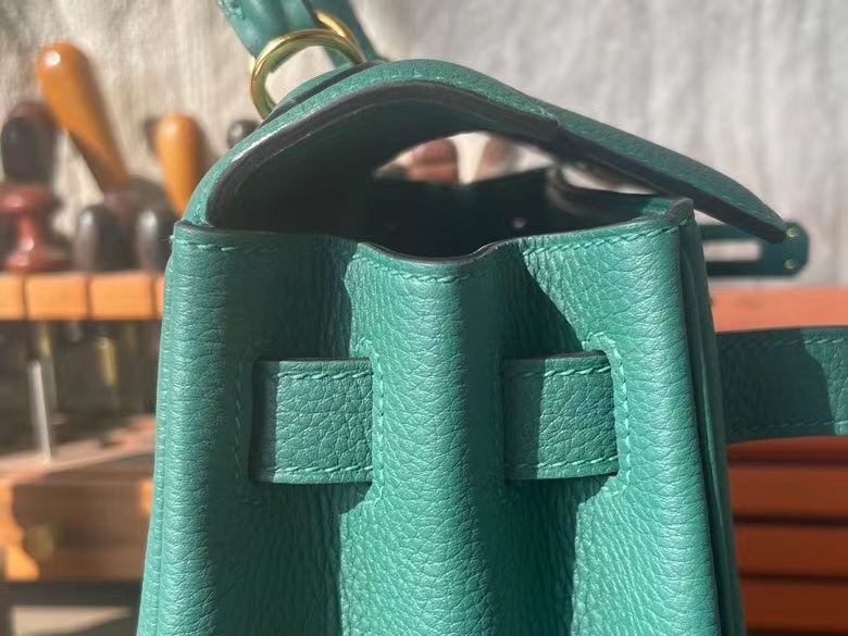 Hermès（爱马仕）Kelly 凯莉包 孔雀绿 Togo顶级小牛皮 金扣 28cm