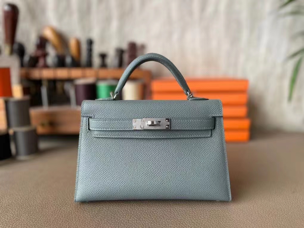 Hermès（爱马仕）Mini kelly 迷你凯莉 杏仁绿 Epsom 掌纹皮 银扣 二代 19cm