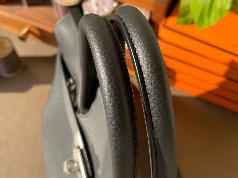 Hermès（爱马仕）Birkin 铂金包 黑色 togo 顶级小牛皮 银扣 30cm