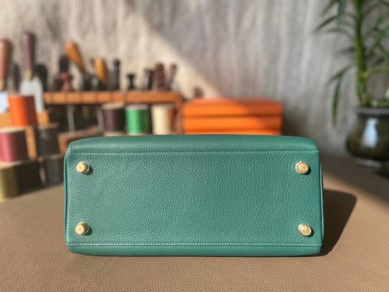 Hermès（爱马仕）Kelly 凯莉包 孔雀绿 Togo顶级小牛皮 金扣 28cm