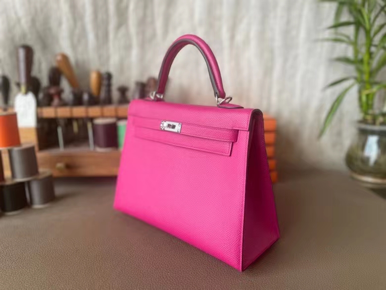 Hermès（爱马仕）Kelly 凯莉包 Epsom 掌纹皮 玫瑰紫 银扣 25cm 全手工蜡线缝制