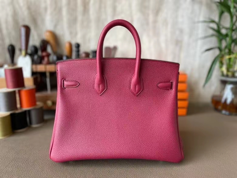 Hermès（爱马仕）Birkin 铂金包 Togo 顶级小牛皮 石榴红 银扣 25cm 全手工蜡线缝制