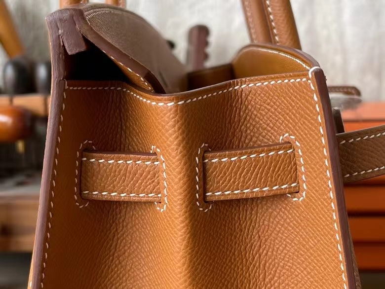 Hermès（爱马仕）Birkin 铂金包 Epsom 掌纹皮 金棕色 银扣 25cm 外缝 全手工蜡线缝制