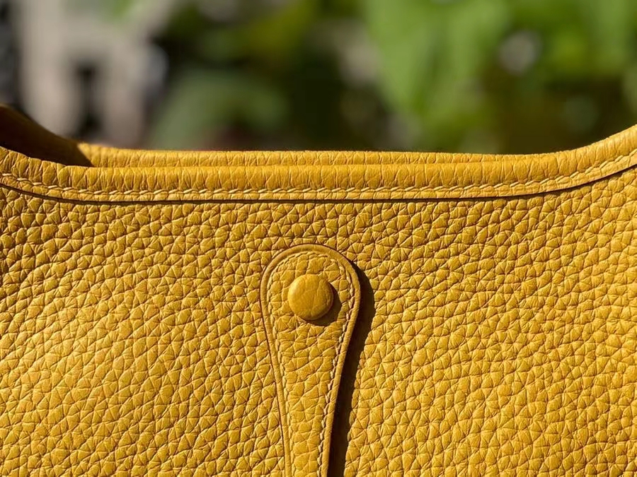 Hermès（爱马仕）Mini Evelyne 迷你伊芙琳 TC大牛皮 琥珀黄 银扣 17cm