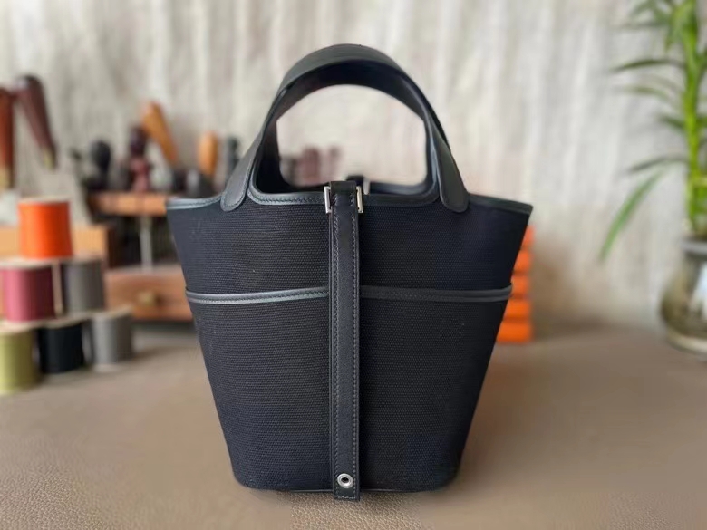 Hermès（爱马仕）Picotin 菜篮子 cargo 帆布 拼 Swfit皮 黑色 银扣 18cm