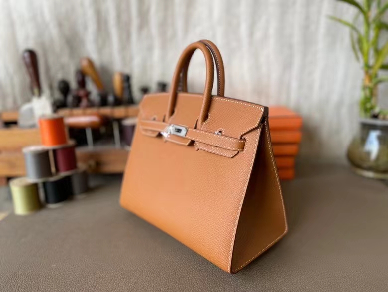 Hermès（爱马仕）Birkin 铂金包 Epsom 掌纹皮 金棕色 银扣 25cm 外缝 全手工蜡线缝制