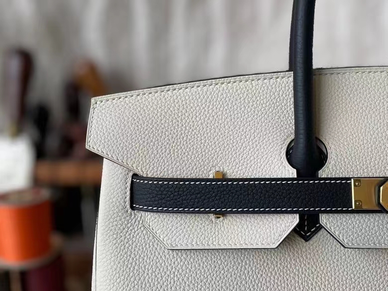 Hermès（爱马仕）Birkin 铂金包 Togo 顶级小牛皮 奶昔白 拼 黑色 金扣 35cm