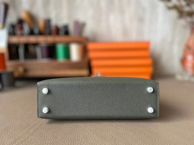 Hermès（爱马仕）Mini kelly 迷你凯莉 Epsom 掌纹皮 灰绿色 银扣 19cm 二代