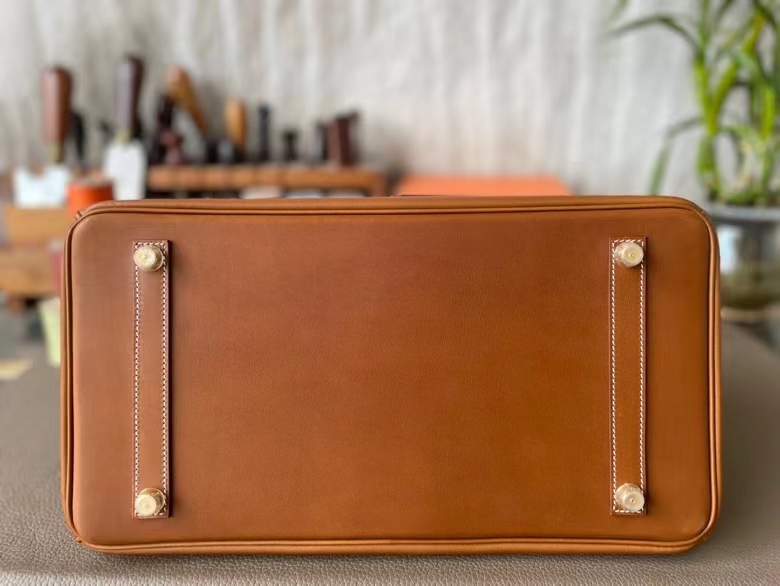 Hermès（爱马仕）Birkin 铂金包 平纹马鞍皮 金棕色 金扣 35cm