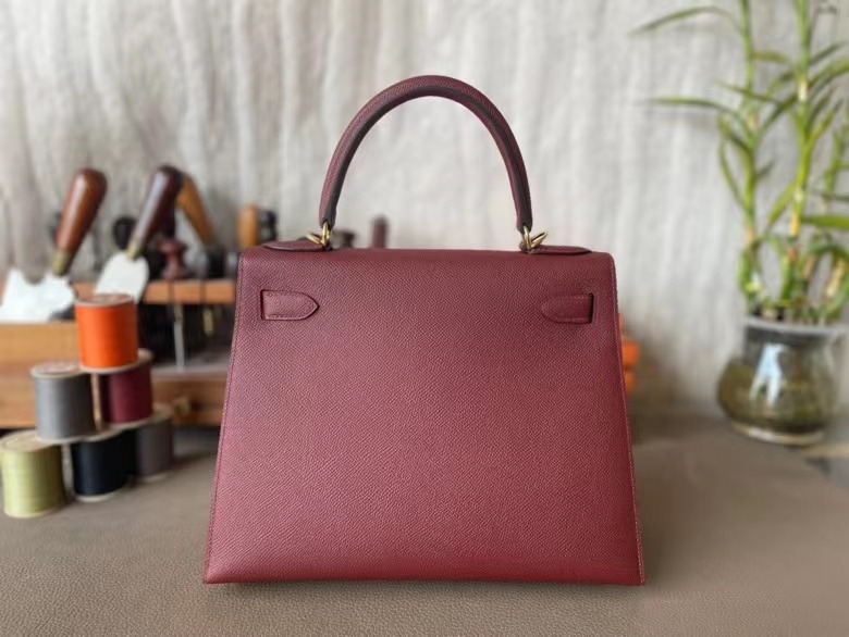 Hermès（爱马仕）Kelly 凯莉包 Epsom 掌纹皮 爱马仕红 金扣 28cm