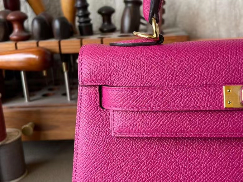 Hermès（爱马仕）Kelly 凯莉包 Epsom 掌纹皮 玫瑰紫 金扣 25cm