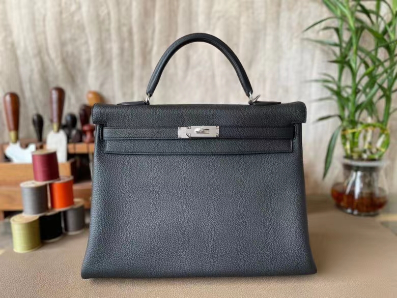 Hermès（爱马仕）Kelly 凯莉包 Togo 顶级小牛皮 CK89 黑色 银扣 35cm