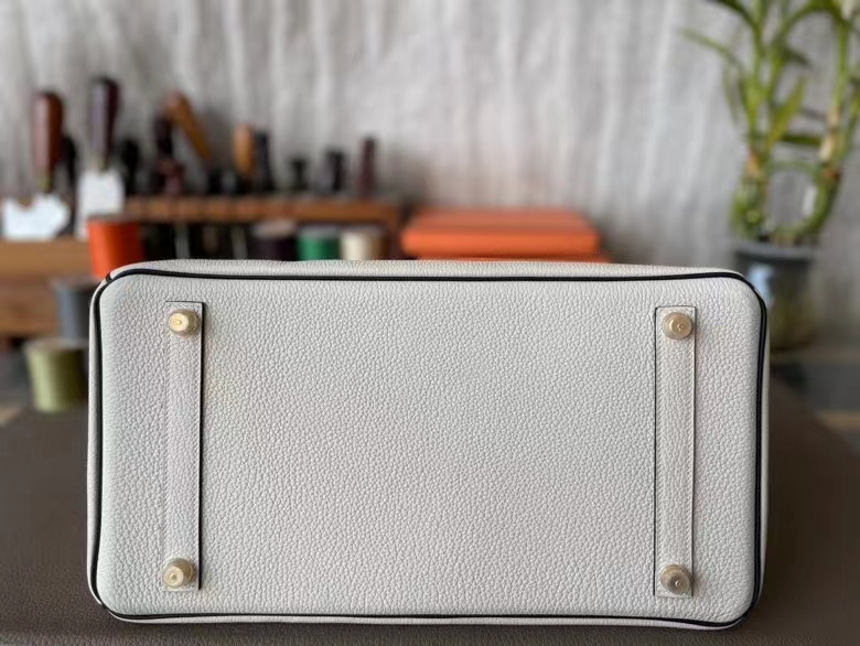 Hermès（爱马仕）Birkin 铂金包 Togo 顶级小牛皮 奶昔白 拼 黑色 金扣 35cm