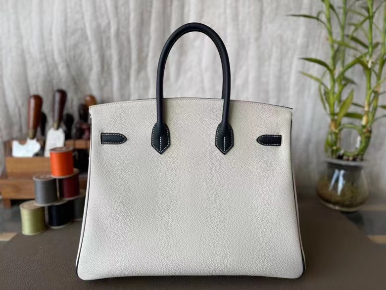 Hermès（爱马仕）Birkin 铂金包 Togo 顶级小牛皮 奶昔白 拼 黑色 金扣 35cm