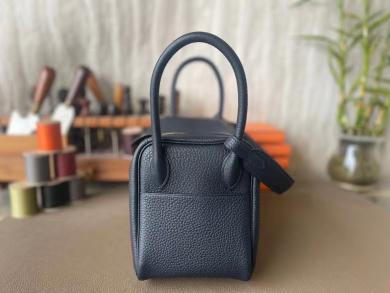 Hermès（爱马仕）Lindy 琳迪包 TC 大牛 午夜蓝 金扣 26cm