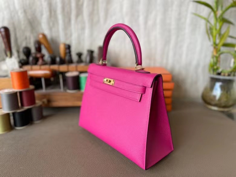 Hermès（爱马仕）Kelly 凯莉包 Epsom 掌纹皮 玫瑰紫 金扣 25cm
