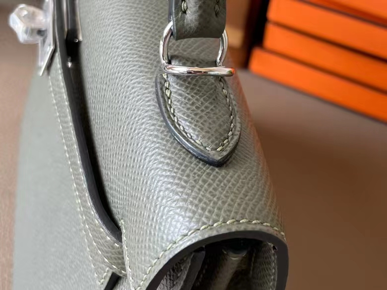 Hermès（爱马仕）Kelly 凯莉包 Epsom 掌纹皮 灰绿色 银扣 25cm