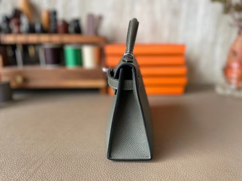 Hermès（爱马仕）Mini kelly 迷你凯莉 Epsom 掌纹皮 灰绿色 银扣 19cm 二代